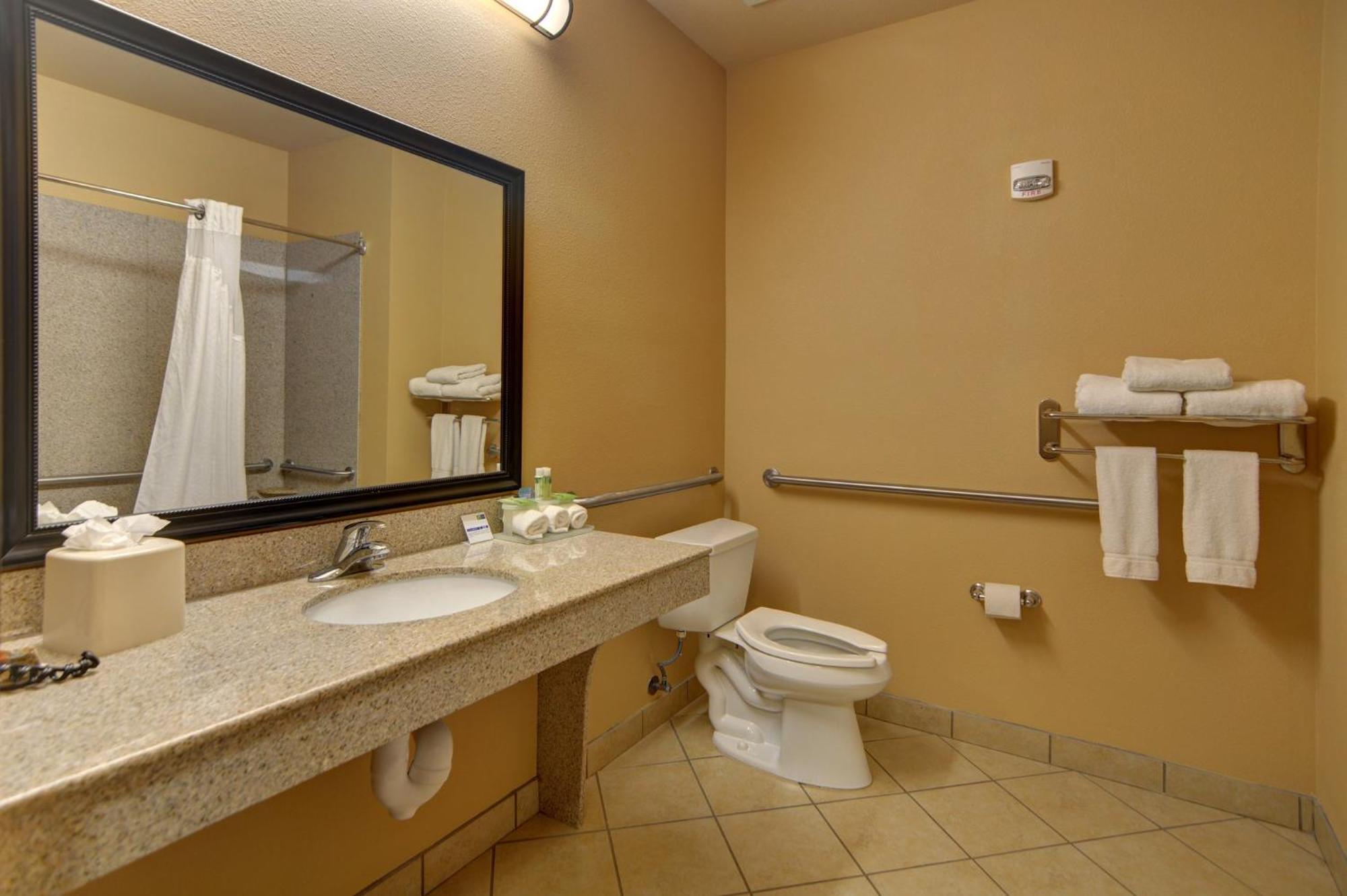 Holiday Inn Express Hotel And Suites Altus By Ihg Exteriör bild