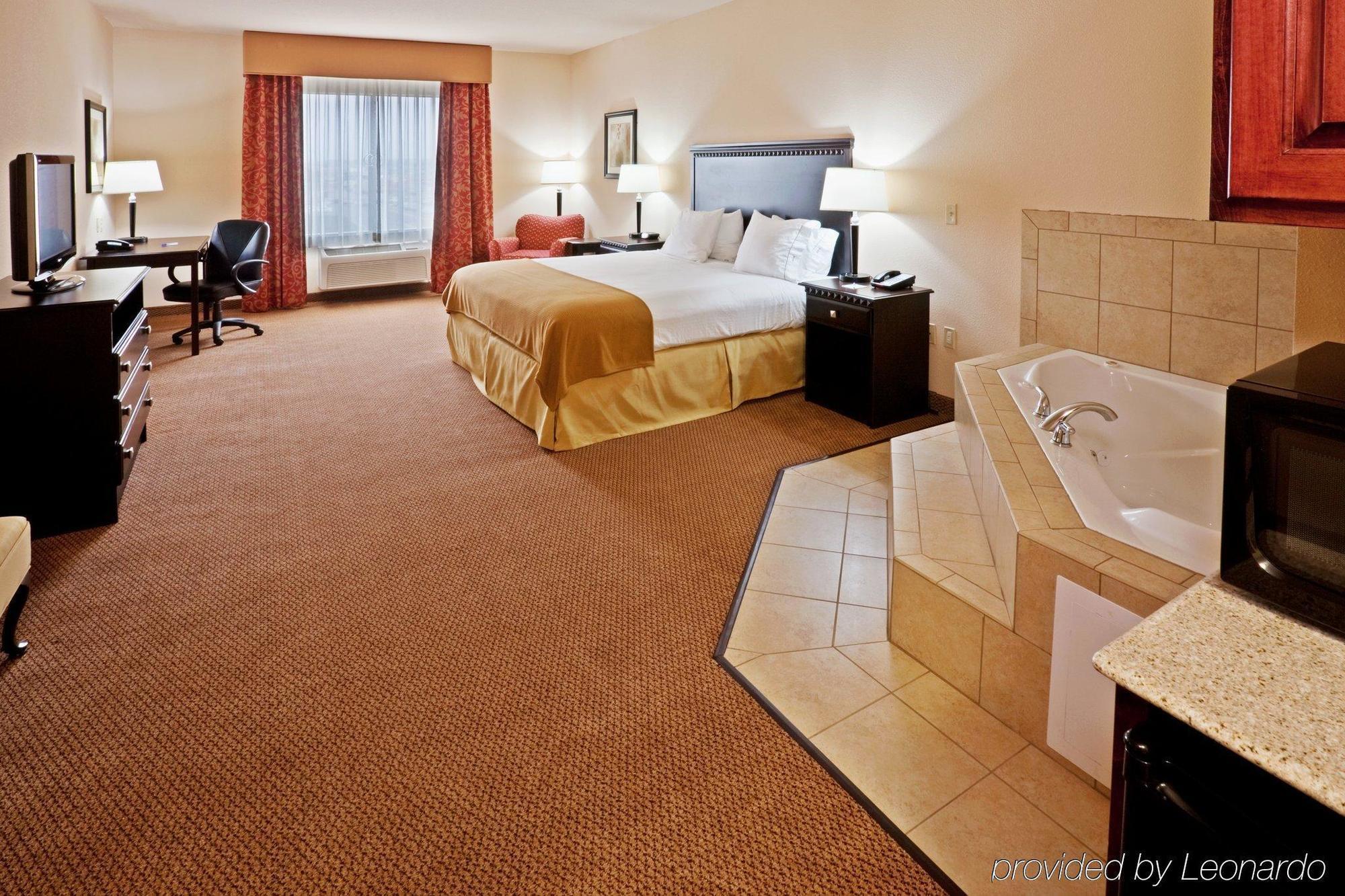 Holiday Inn Express Hotel And Suites Altus By Ihg Rum bild