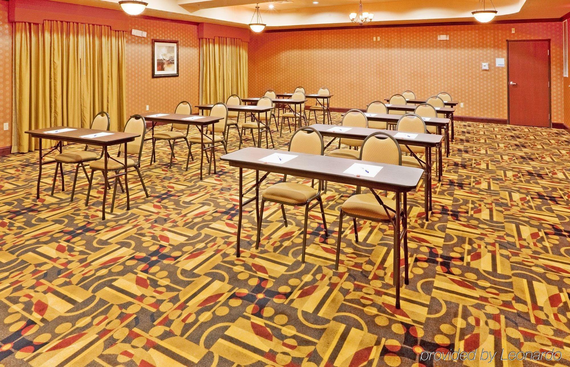 Holiday Inn Express Hotel And Suites Altus By Ihg Bekvämligheter bild